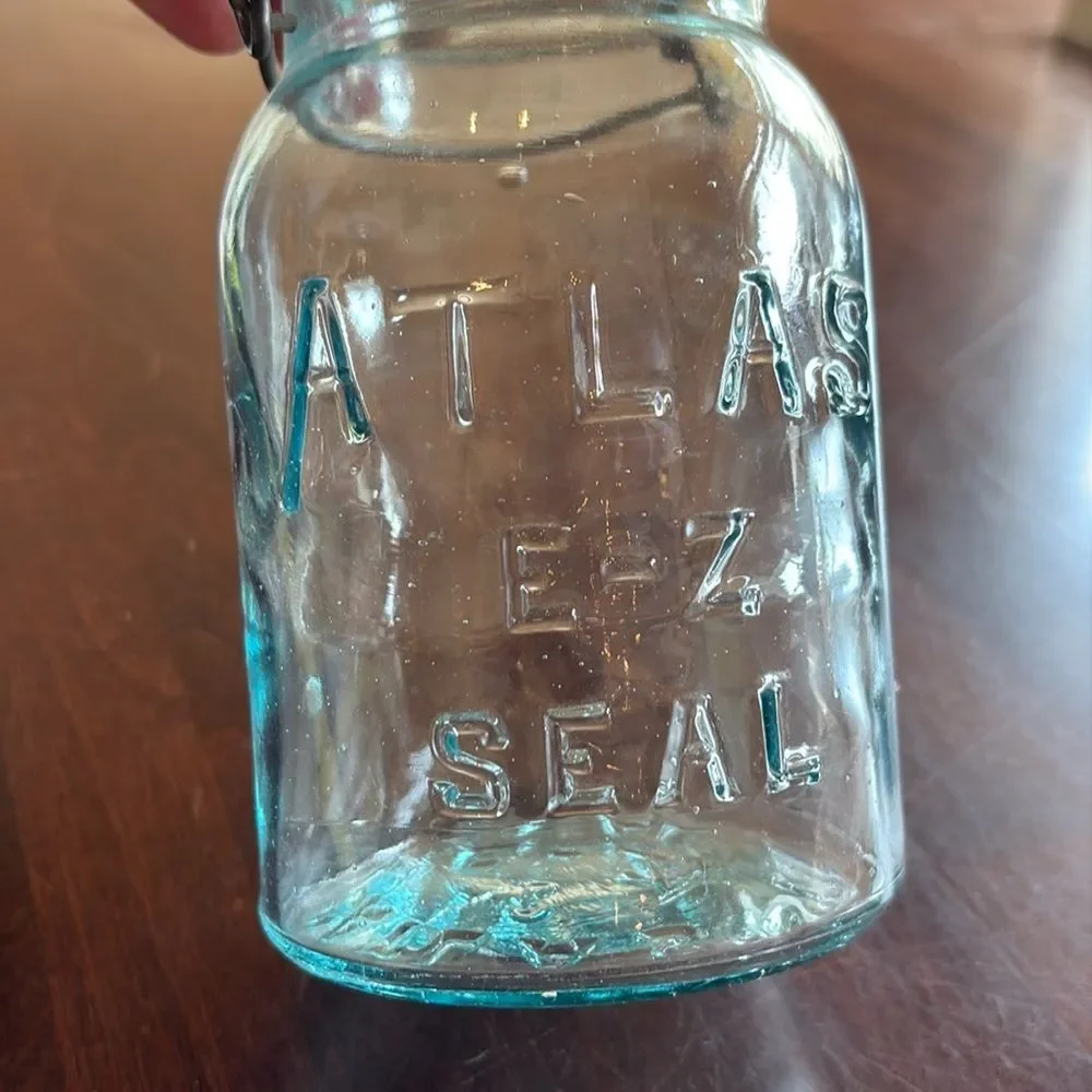 Vintage blue atlas E – Z seal quart canning jar